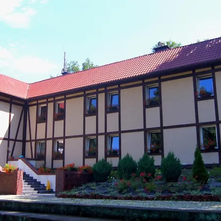 Camping Centrum Noclegowe Amfiteatr *