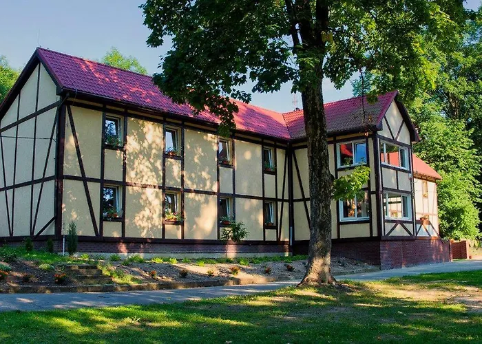 Centrum Noclegowe Amfiteatr 营地 *