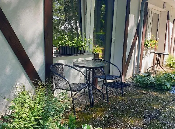 Centrum Noclegowe Amfiteatr *