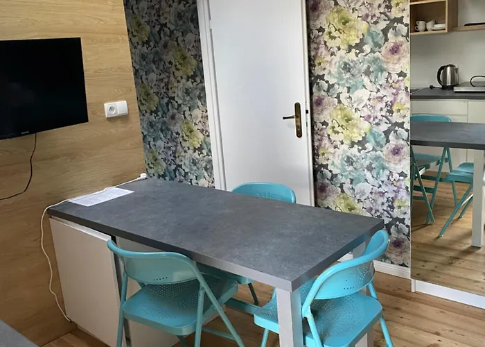 营地 Centrum Noclegowe Amfiteatr *