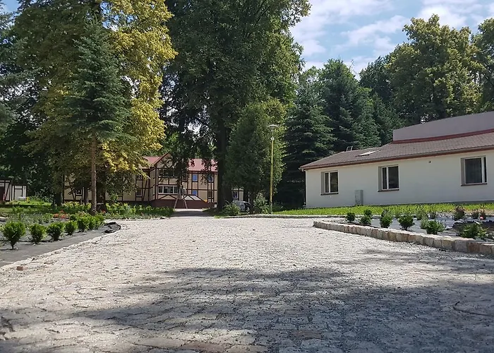 Centrum Noclegowe Amfiteatr 营地 *