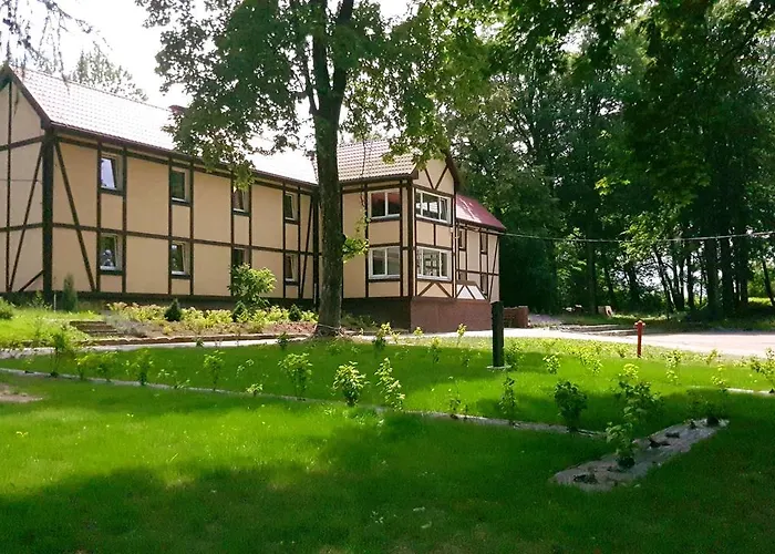 Centrum Noclegowe Amfiteatr *